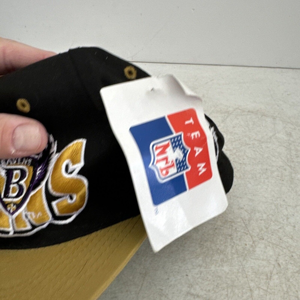 Youth Black and Gold Vintage Baltimore Ravens Two-Tone Snapback Hat - Picture 5 of 11